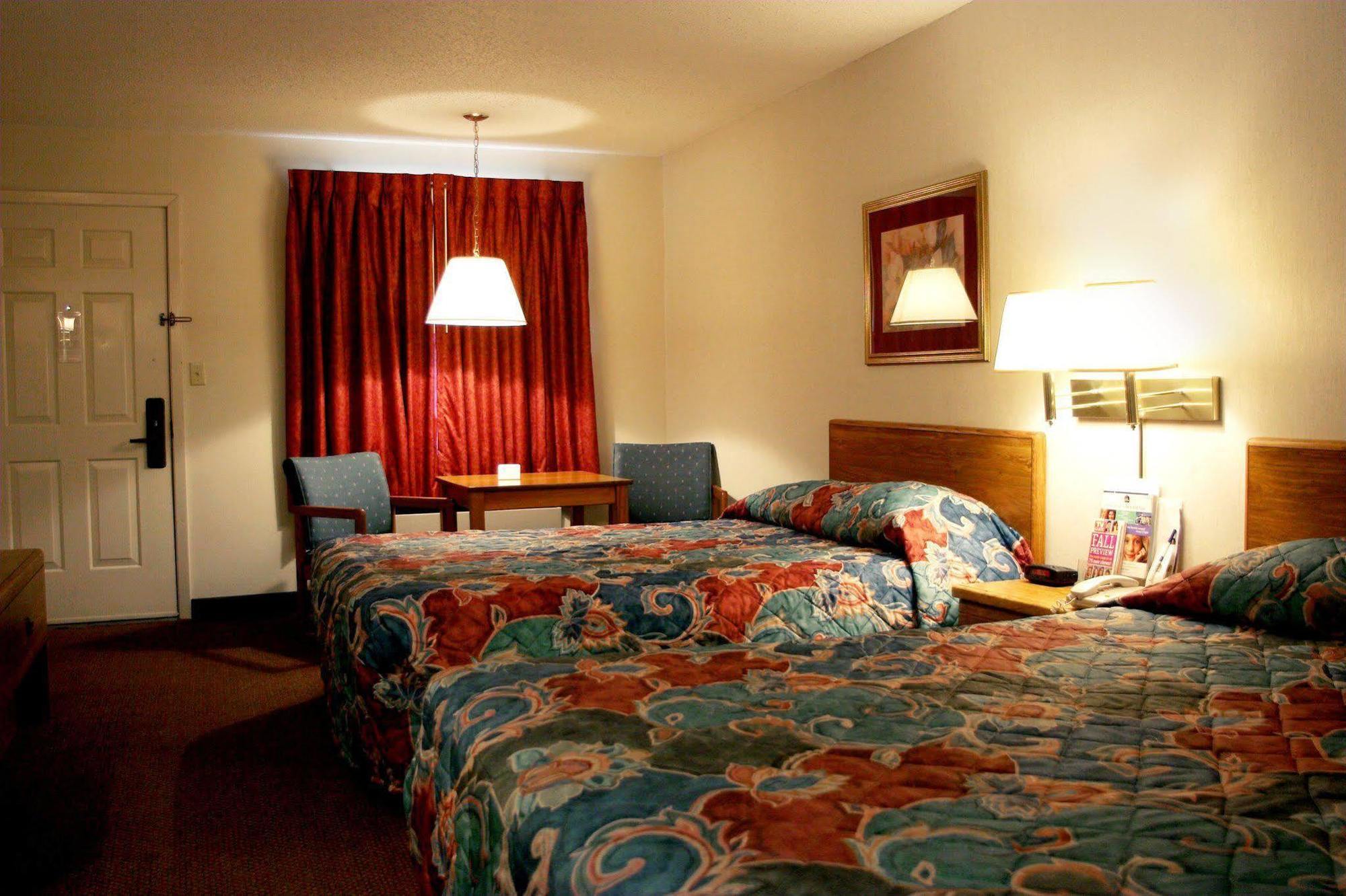 Best Western Inn Russellville Bilik gambar